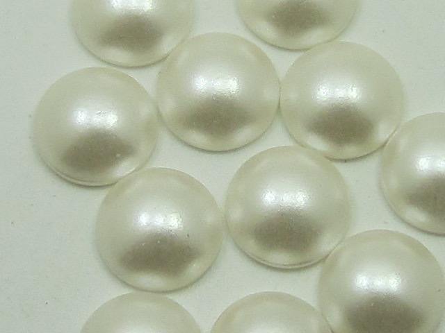 72 pcs. 10ss PEARL CREAMPEARL HOTFIX European